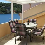 Apartment By The Sea Brna, Korcula - 4463 *
