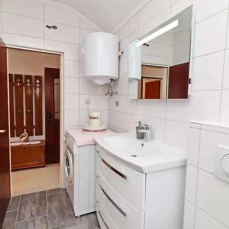 By The Sea Brna, Korcula - 4463 *