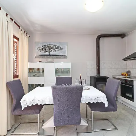 By The Sea Brna, Korcula - 4463 *